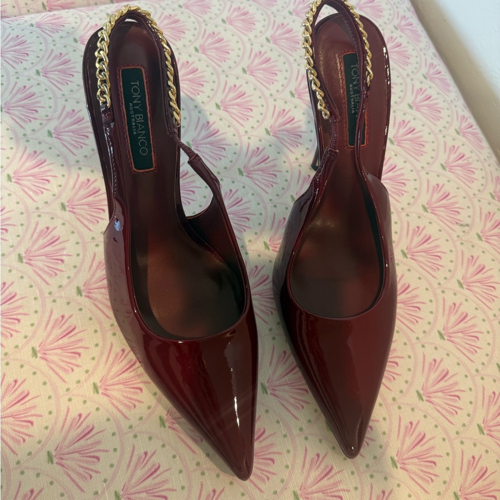 Tony Bianco Burgundy Patent Slingback Pumps with Gold Chain - Picture 3 of 6